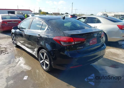 2017 Kia Forte Ex из США, поврежденный, VIN 3KPFL4A89HE086523